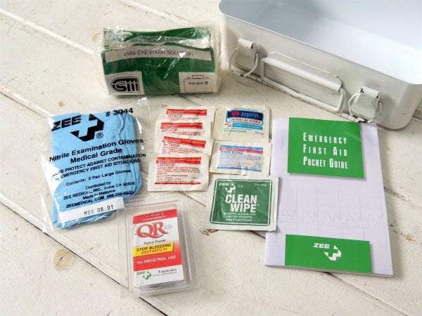 【Dresser Titan】オクラホマ州・メタル製・白色・ヴィンテージ・救急箱/ファーストエイド