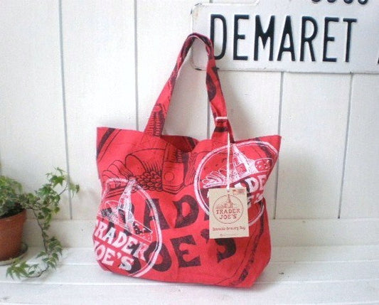 トレーダー・ジョーズ　エコバッグ