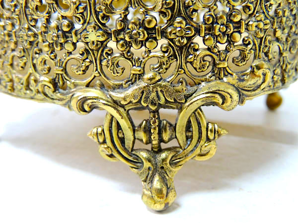 オーバル型・ベベルガラス製・脚付きアンティーク・ジュエリーボックス/宝石箱 USA