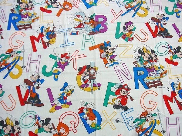 【ミッキー&フレンズ】アルファベット柄・ヴィンテージ・USEDフラットシーツ(1/2) USA