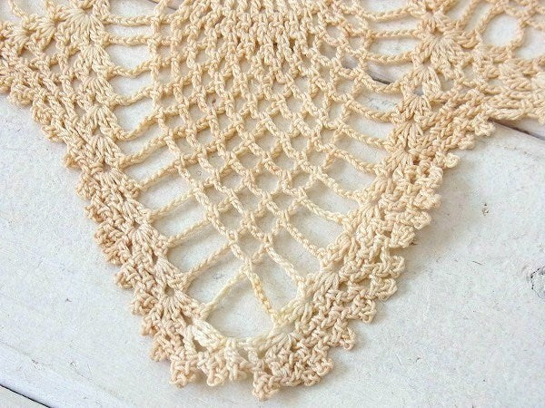 レトロ ベージュ 花柄モチーフ クロシェレース デッドストック アンティーク ドイリー ハンドメイド USA