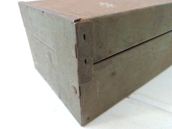 【アーミー&ミリタリーカラー】ブリキ製・ヴィンテージ・ツールボックス・工具箱・工業系