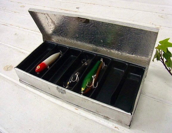 【UMCO】アムコ・アルミ製・フィッシング用・ヴィンテージ・タックルケース/ルアーケース USA