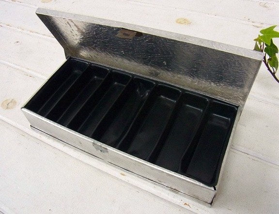 【UMCO】アムコ・アルミ製・フィッシング用・ヴィンテージ・タックルケース/ルアーケース USA