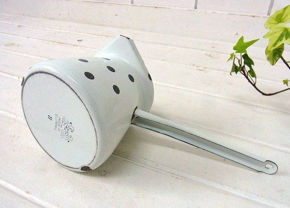 スロベニア製・水玉柄のヴィンテージ・ホーロー・ミルクパン/片手鍋/バターメルター