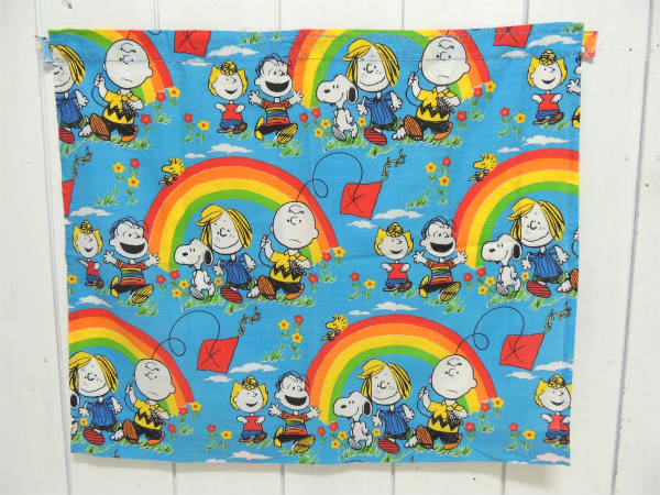 【スヌーピー】ピーナッツの仲間・レインボー柄・60'sヴィンテージ・カーテン/生地 USA