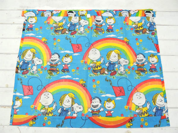 【スヌーピー】ピーナッツの仲間・レインボー柄・60'sヴィンテージ・カーテン/生地 USA