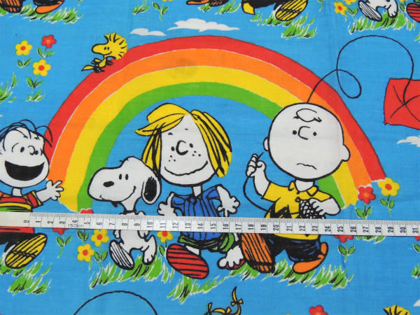 【スヌーピー】ピーナッツの仲間・レインボー柄・60'sヴィンテージ・カーテン/生地 USA