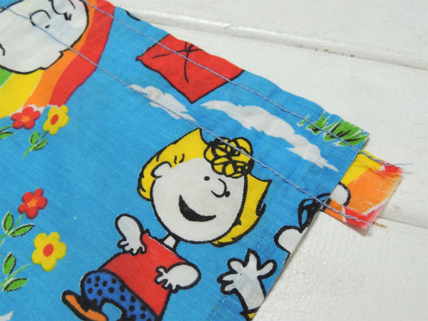 【スヌーピー】ピーナッツの仲間・レインボー柄・60'sヴィンテージ・カーテン/生地 USA