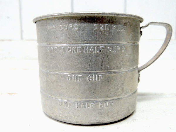 2Cupサイズ・ アルミ製・ヴィンテージ・メジャーリングカップ/計量カップ/アルミコップ USA