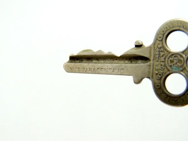 【1800's~三つ穴】YALE・PARACENTRIC・スタンフォード・鍵・アンティーク・キー