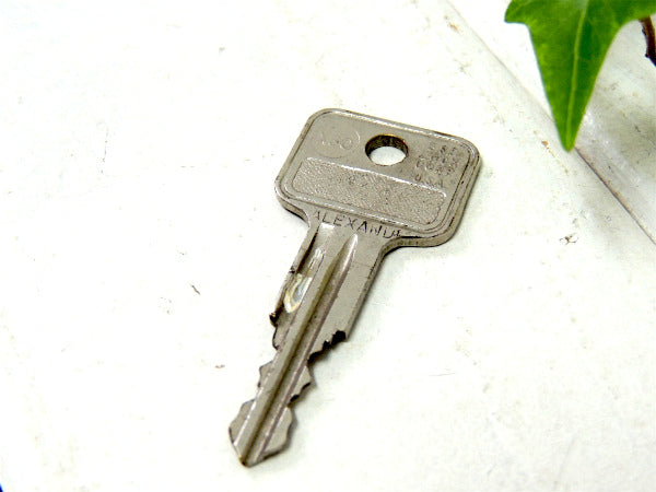【VOLVO・ボルボ】ヴィンテージ・自動車キー・Key・USA・車鍵・モーター系