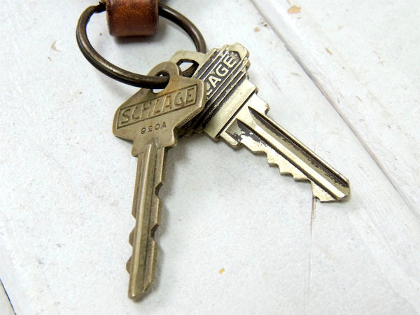 【スヌーピー・SKI BUM】大人気キャラクター・ヴィンテージ・レザー製・キーホルダー・革・USA