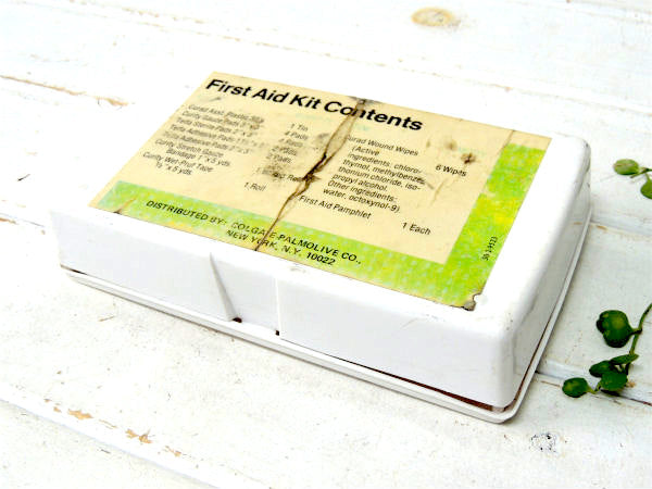 【ニューヨーク・NY・ファーストエイド】プラスティック製・ヴィンテージ・救急箱