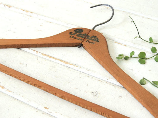 【Petri's Cleaners】クリーニング店・木製・ビンテージ・ハンガー/木製ハンガー USA