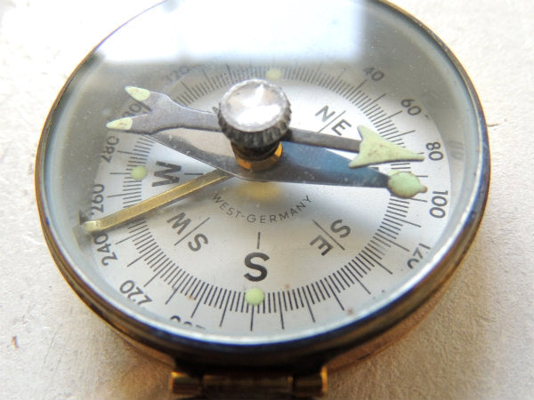 WEST GERMANY 方位磁石・西ドイツ・真鍮製・アンティーク・コンパス・キーホルダー・登山