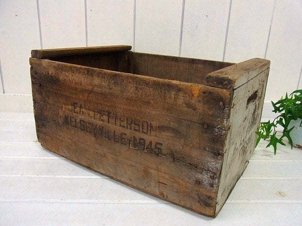 1945年・シャビーなアンティーク・ウッドボックス/木箱　USA