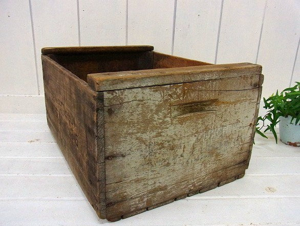 1945年・シャビーなアンティーク・ウッドボックス/木箱　USA