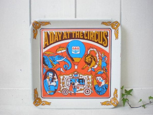USA　サーカス柄・ティン製・ヴィンテージ・トレイ/盆
