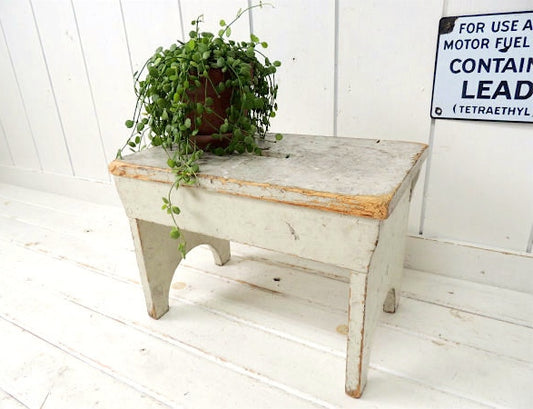 US ホワイト・ペンキ シャビーな木製 アンティーク スツール 踏み台 ローチェア 椅子