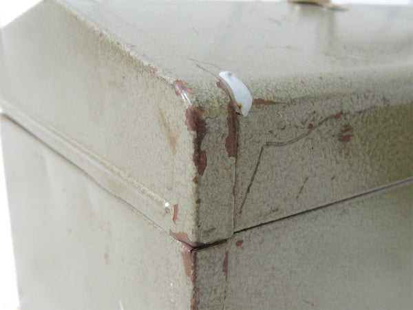 ゴールドトーン・メタル製・2段式・ヴィンテージ・ツールボックス・ツールケース・工具箱・道具箱