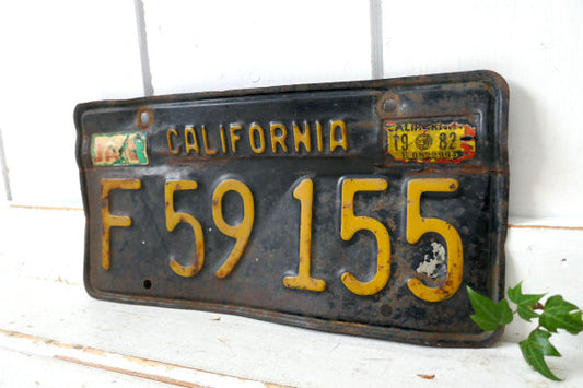 1963s カリフォルニア F59 155 ビンテージ・ブラック×イエロー・ナンバープレート USA