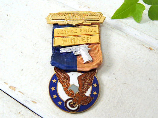 1967s GUN CLUB WINNER・ピストル・クラブ・勲章 バッジ・ビンテージ・メダル US