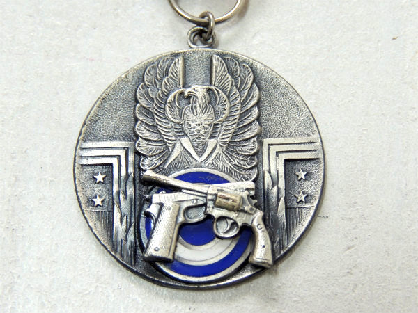 【1966/GUN CLUB】ピストル2丁&イーグルモチーフ・勲章バッジ・ビンテージ・メダル