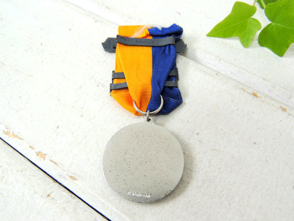 1966’s 拳銃 GUN CLUB ピストル ヴィンテージ  ファッション アクセサリー 鉄砲モチーフ　勲章バッジ　ビンテージ　メダル　