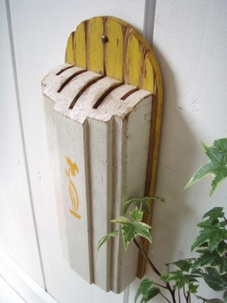 NUWAY KITCHEN KNIFE HOLDER ホワイト×イエロー 木製 1930~1940s ヴィンテージ キッチン ナイフホルダー 包丁スタンド カントリー USA