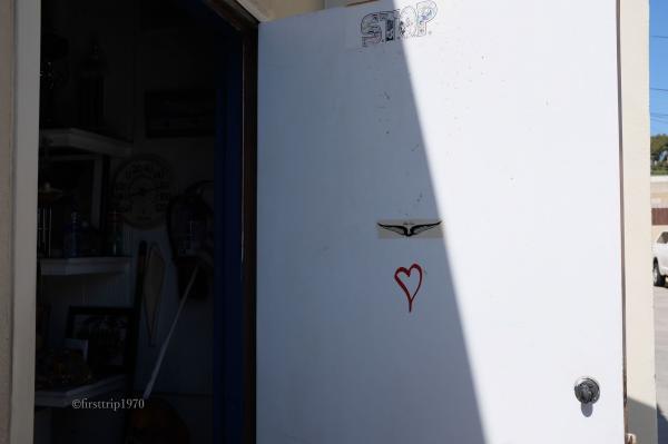 Skip Frye・スキップフライ・Frye Wings・ブラック×グリーン・ポケットTシャツ(M)