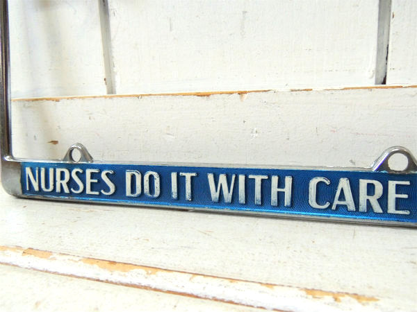 US ナース・NURSES メッセージ ヴィンテージ・自動車 ナンバーフレーム・アメ車