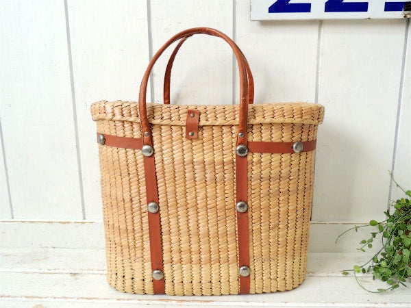 大きなドーム型・スタッズ付き・ヴィンテージ・ストローバッグ・かごバッグ・鞄・バスケット USA