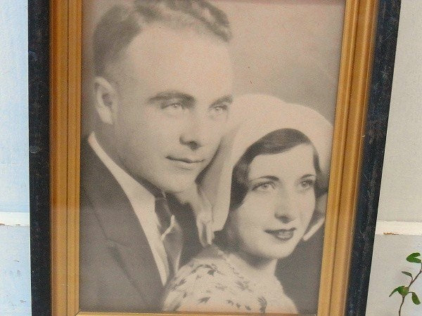 モノクロ写真入り・アンティーク・木製フレーム/額縁　USA