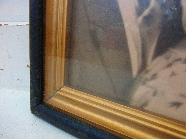 モノクロ写真入り・アンティーク・木製フレーム/額縁　USA