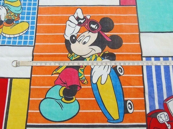 【ミッキーマウス】ディズニー・クール柄・ヴィンテージ・ユーズドシーツ(1/2) USA