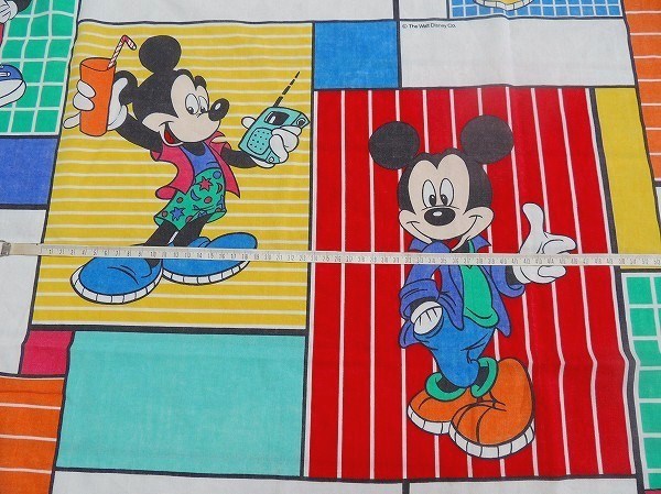 【ミッキーマウス】ディズニー・クール柄・ヴィンテージ・ユーズドシーツ(1/2) USA