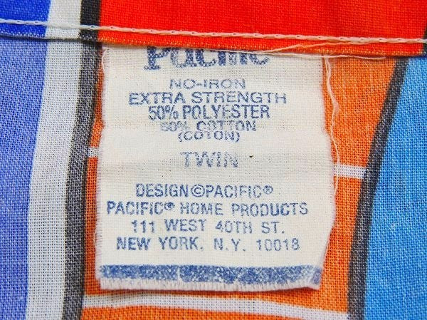 【ミッキーマウス】ディズニー・クール柄・ヴィンテージ・ユーズドシーツ(1/2) USA