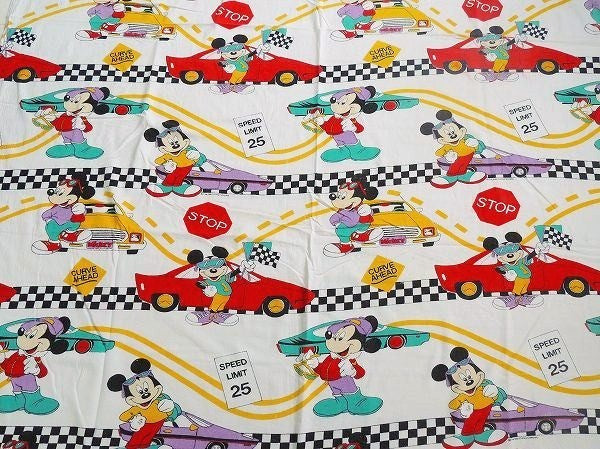 【ミッキーマウス】スポーツカー×チェッカーフラッグ柄・ヴィンテージ・ユーズドシーツ(1/2)