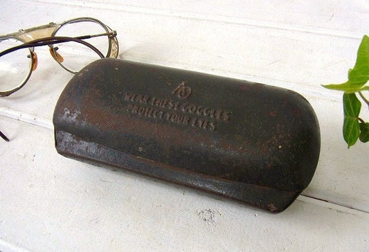 アメリカンオプティカル 眼鏡ケース 30~1940y・メタル製・ビンテージ・アイグラス ケース・US