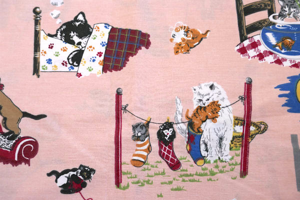 American Genius&Co・いたずら子猫・ネコ・ヴィンテージ・ユーズドシーツ(下半分)