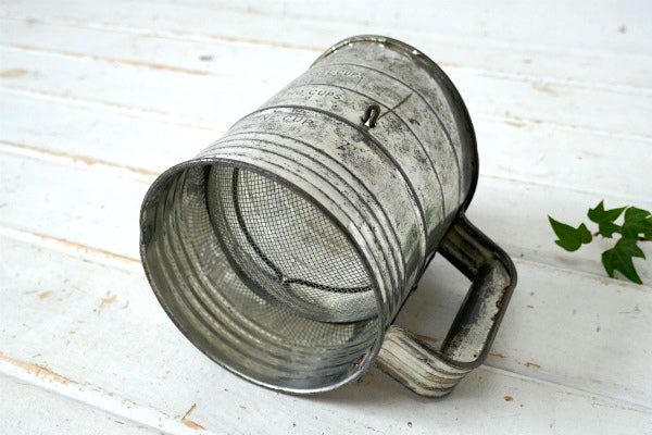 BROMWELL 木製ハンドル・ビンテージ・メジャーリングシフター・粉ふるい・シフター キッチン雑貨