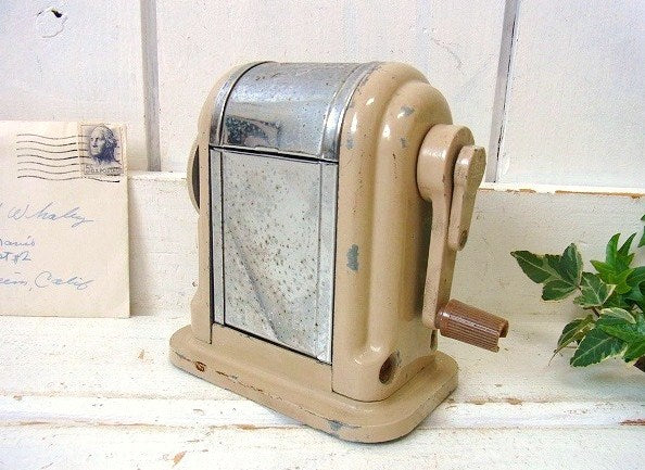 【BOSTON】Ranger 55・アンティーク・ペンシルシャープナー/鉛筆削り USA