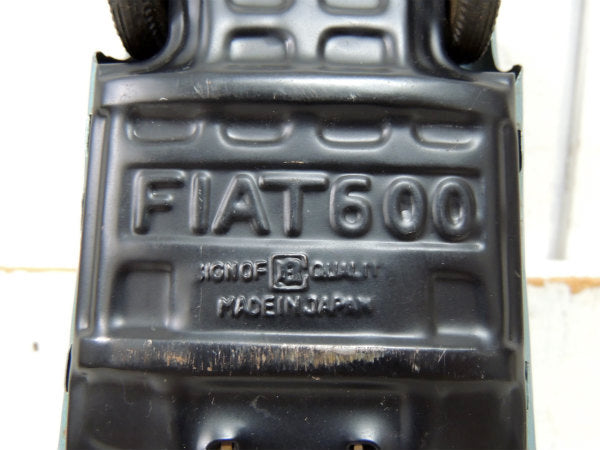 バンダイ製・FIAT600 フィアット600・ヴィンテージ・ブリキカー・ブリキ自動車・イタリア車