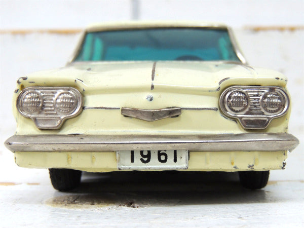 1961s バンダイ・シボレー・コルベア コルヴェア ビンテージ・ブリキカー・ブリキ自動車・アメ車・玩具 TOY