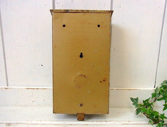 新聞受け付き・ゴールド色・ティン製・アンティーク・メールボックス/郵便受け/ポスト USA