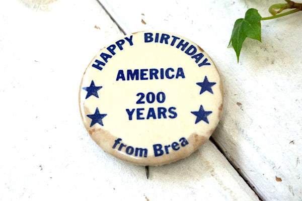 HAPPY BIRTHDAY アメリカ建国200周年 記念 ビンテージ・缶バッジ・USA ヴィンテージアクセサリー