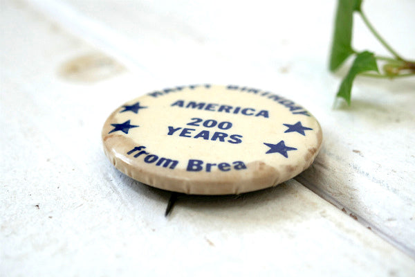 HAPPY BIRTHDAY アメリカ建国200周年 記念 ビンテージ・缶バッジ・USA ヴィンテージアクセサリー