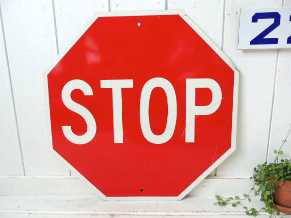 【STOP】米国標識・ヴィンテージ・ストリートサイン・道路標識 ・看板・USA