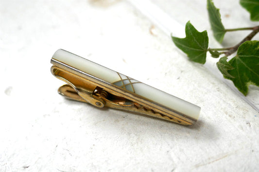 AUSTRIA ゴールドトーン×ホワイト 幾何学 オーストリア ヴィンテージ タイピン アクセサリー